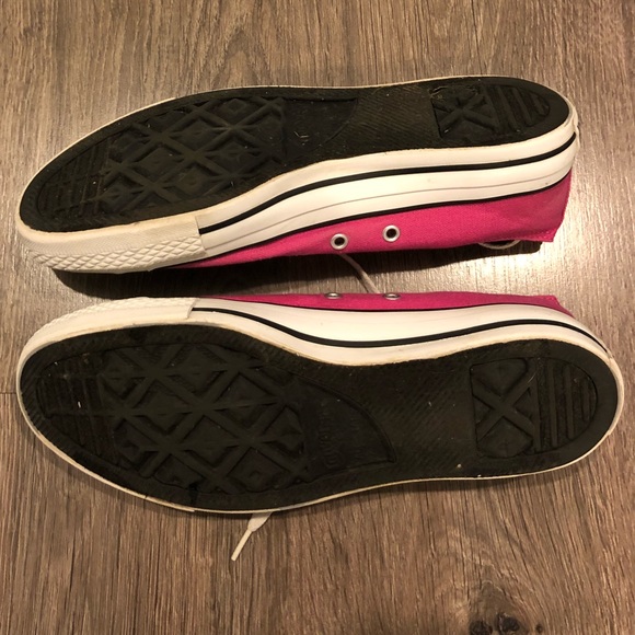 Pink Converse - Picture 5 of 7